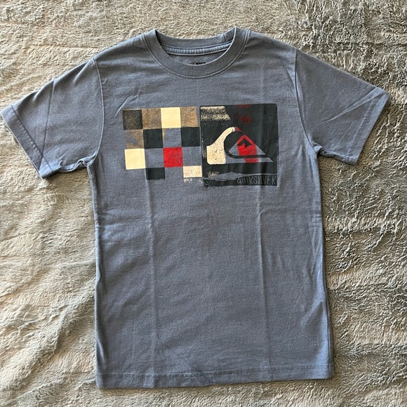 Quicksilver -  Three (3) s/s tees bundle - (Boys Small) - Picture 5 of 11